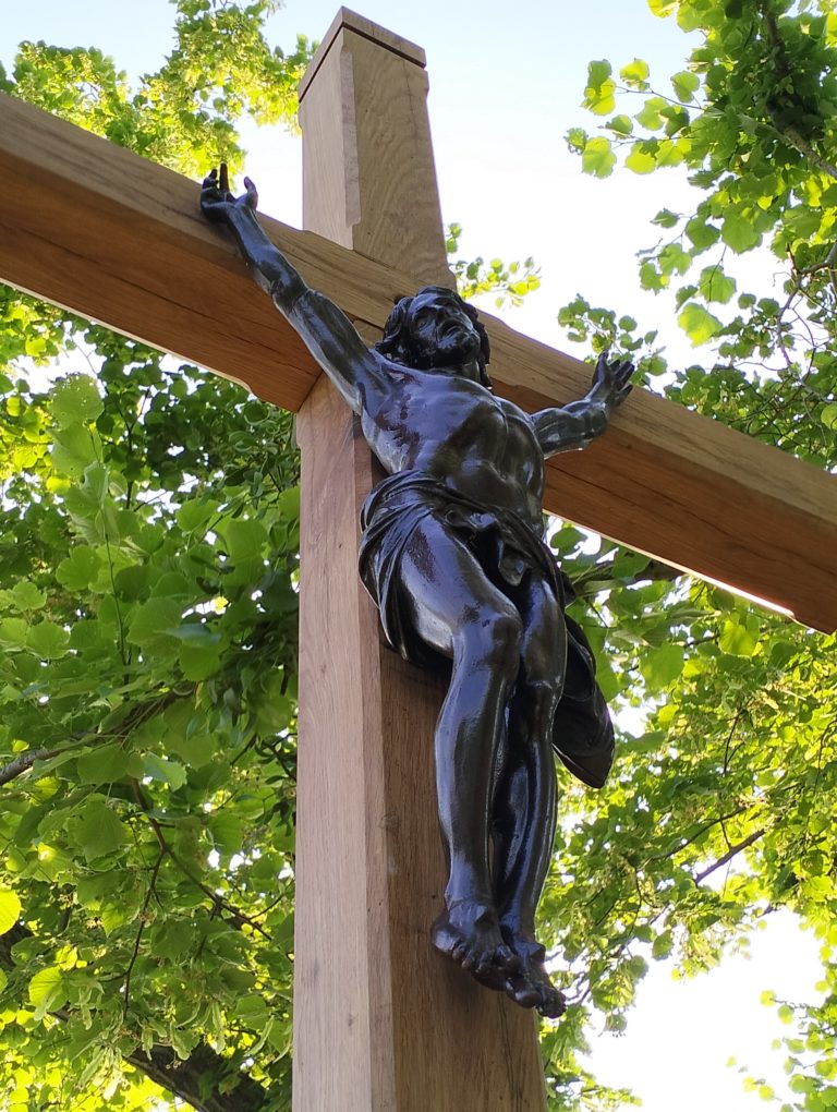 Lire la suite à propos de l’article La calvaire installé – reportage